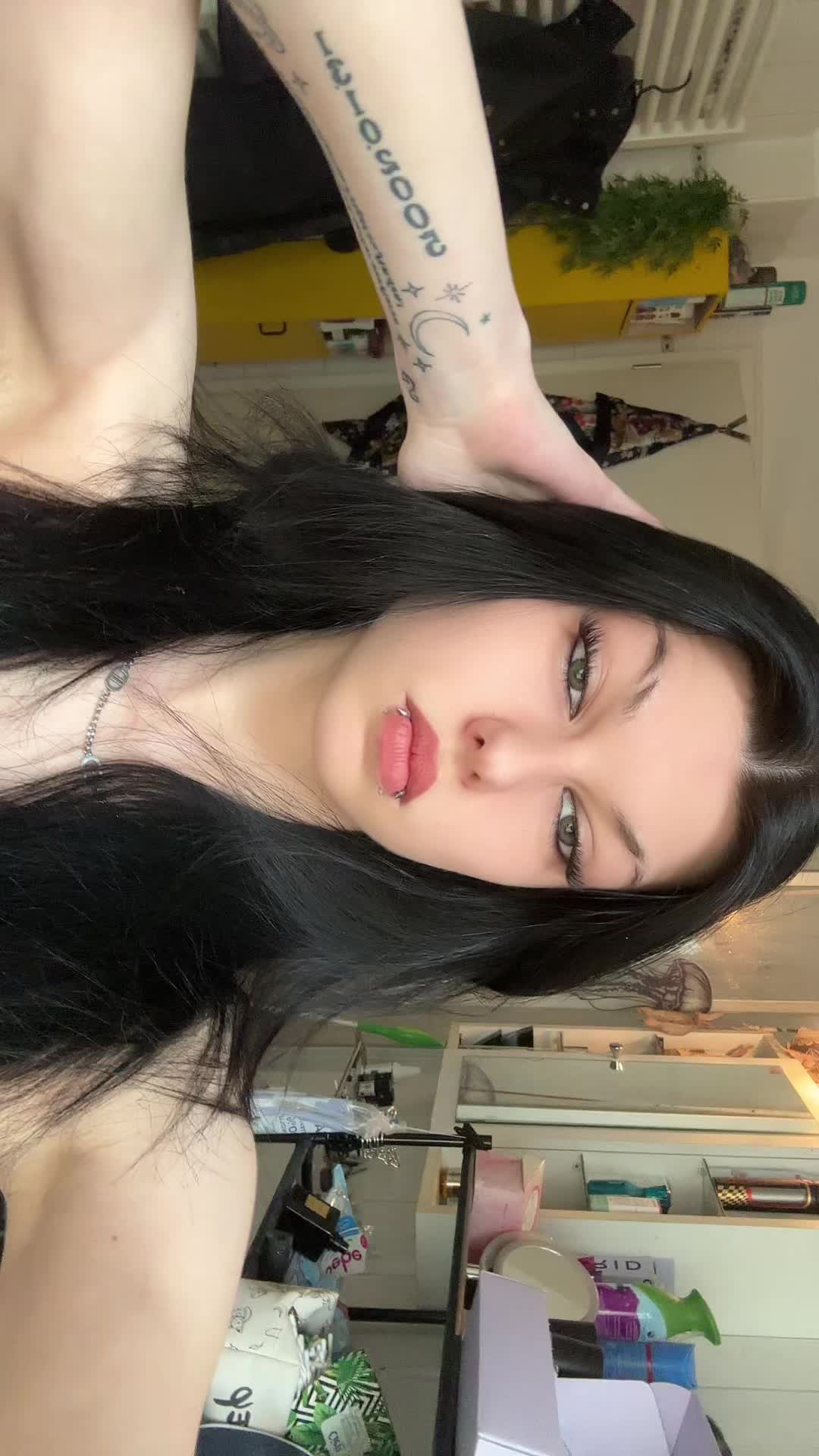 @Lilith