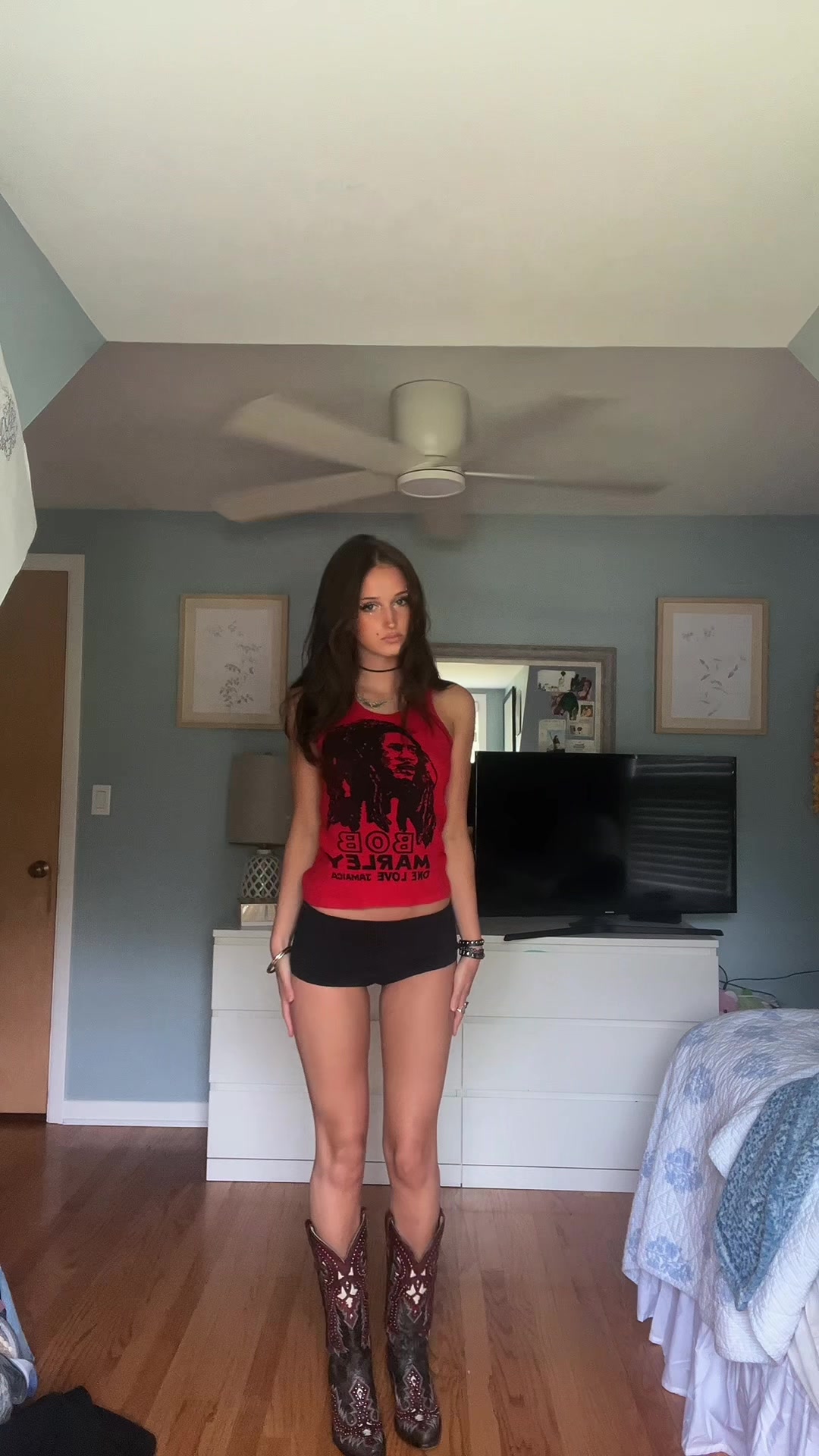 @emmaglovsk