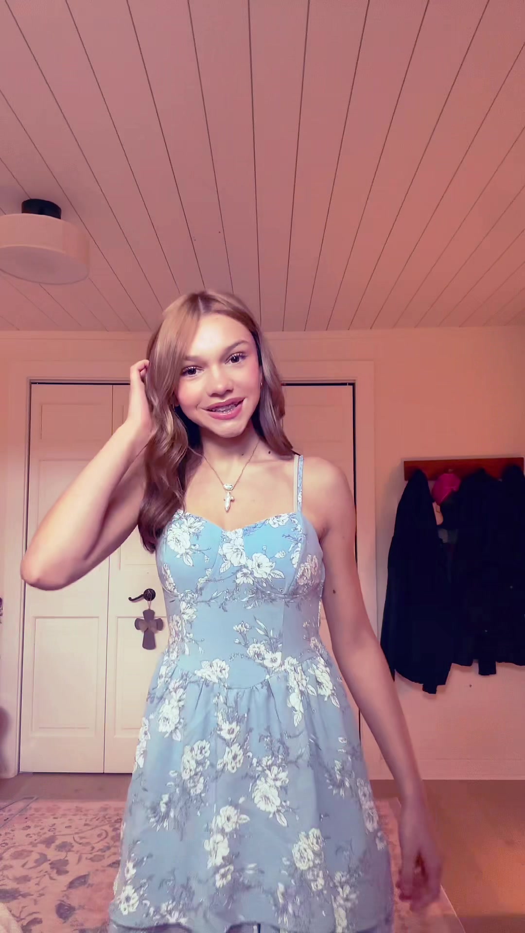 @Delialudwig