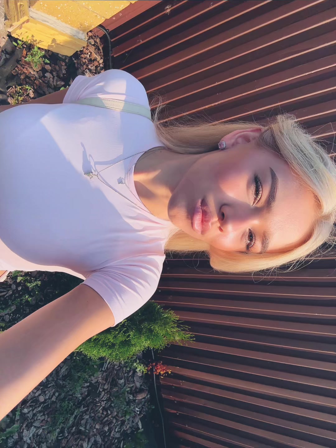 @Yana🦋