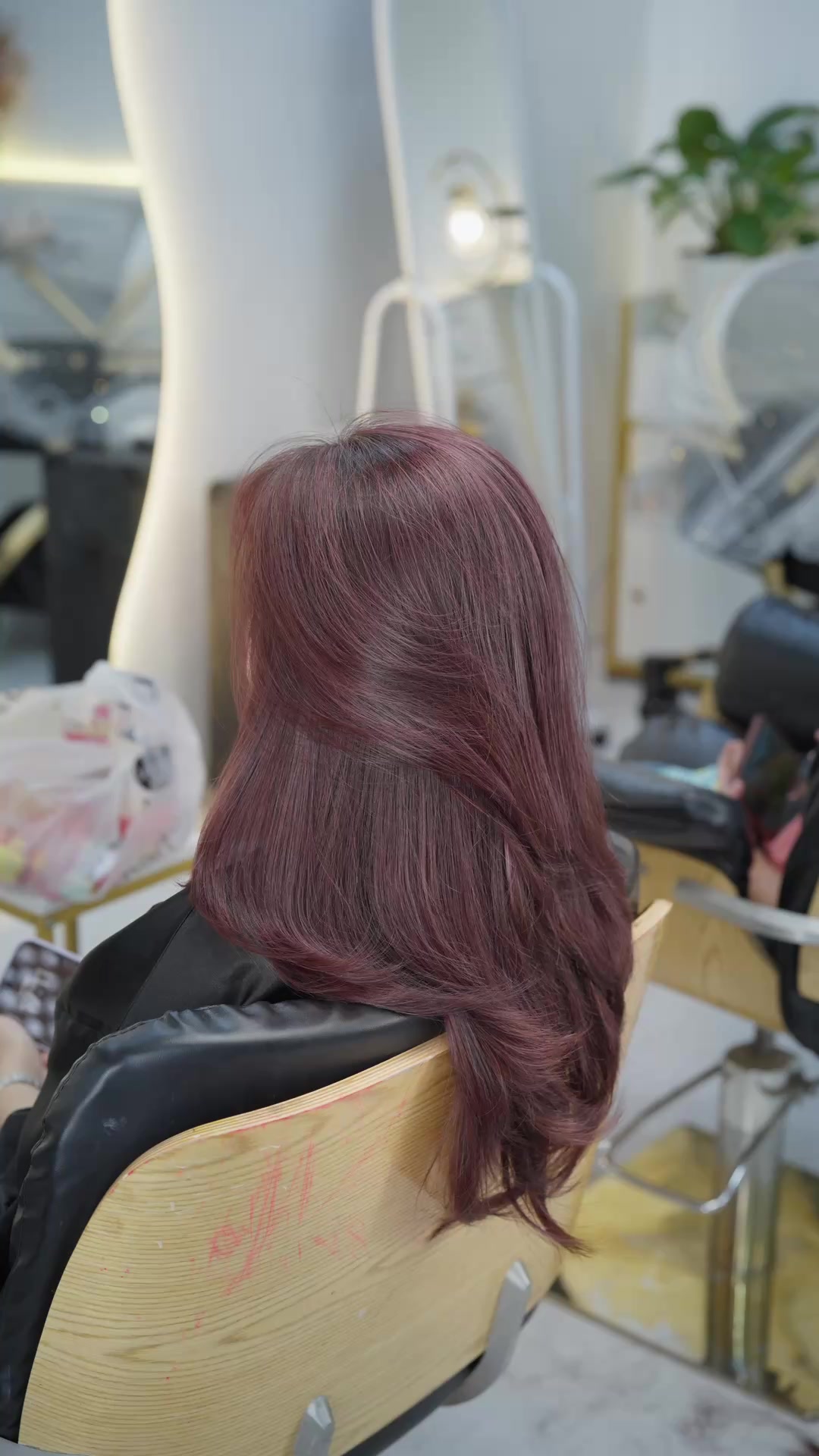 @Por Por Salon