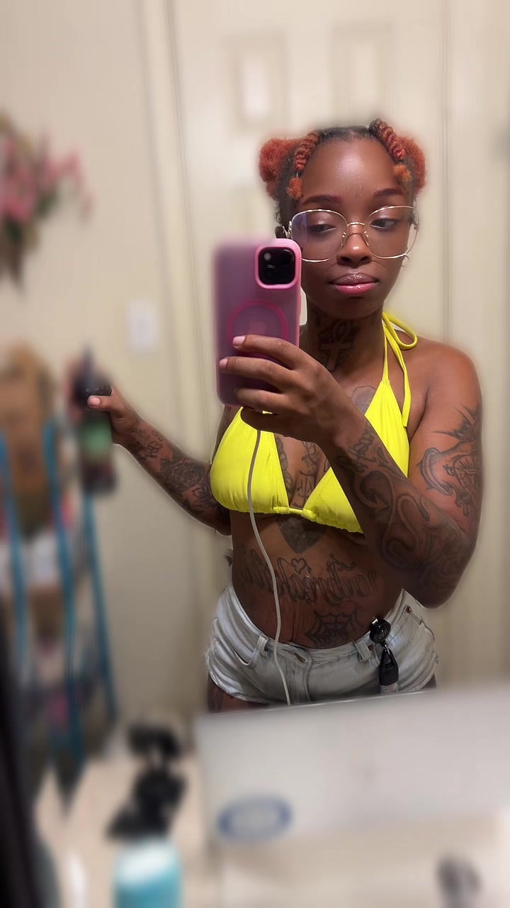 @PR3TTYFACE_DEE