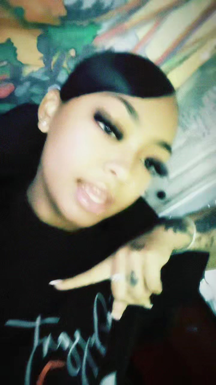 @kiya🖤🪐