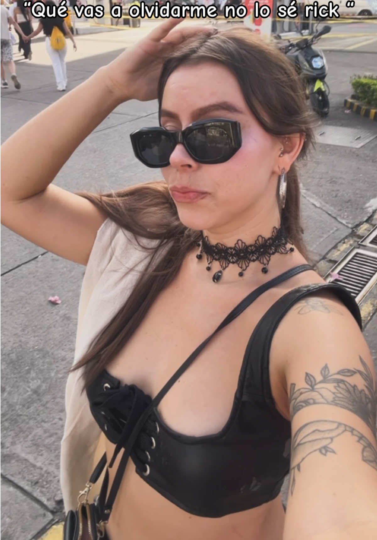 @𝐌𝐚𝐧𝐝𝐲𝐲𝐲 🧃