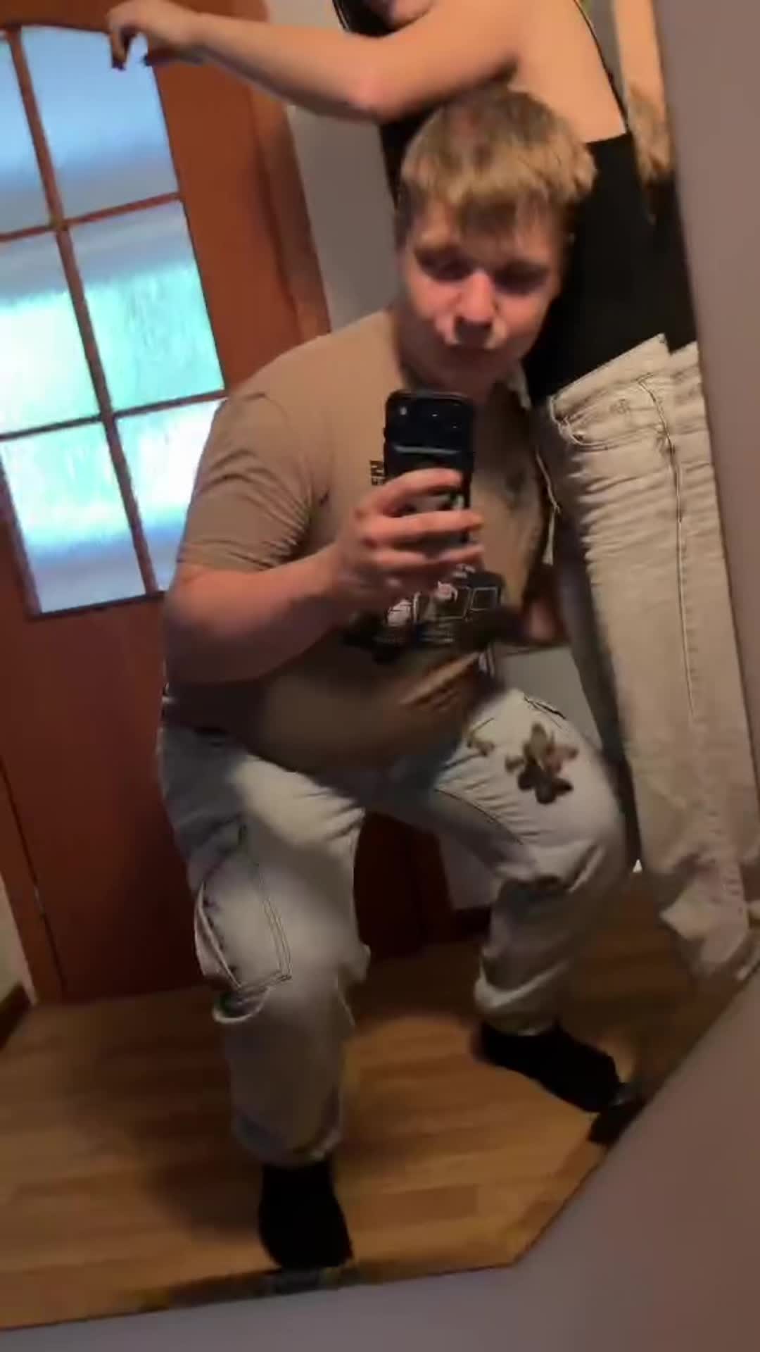 @<3