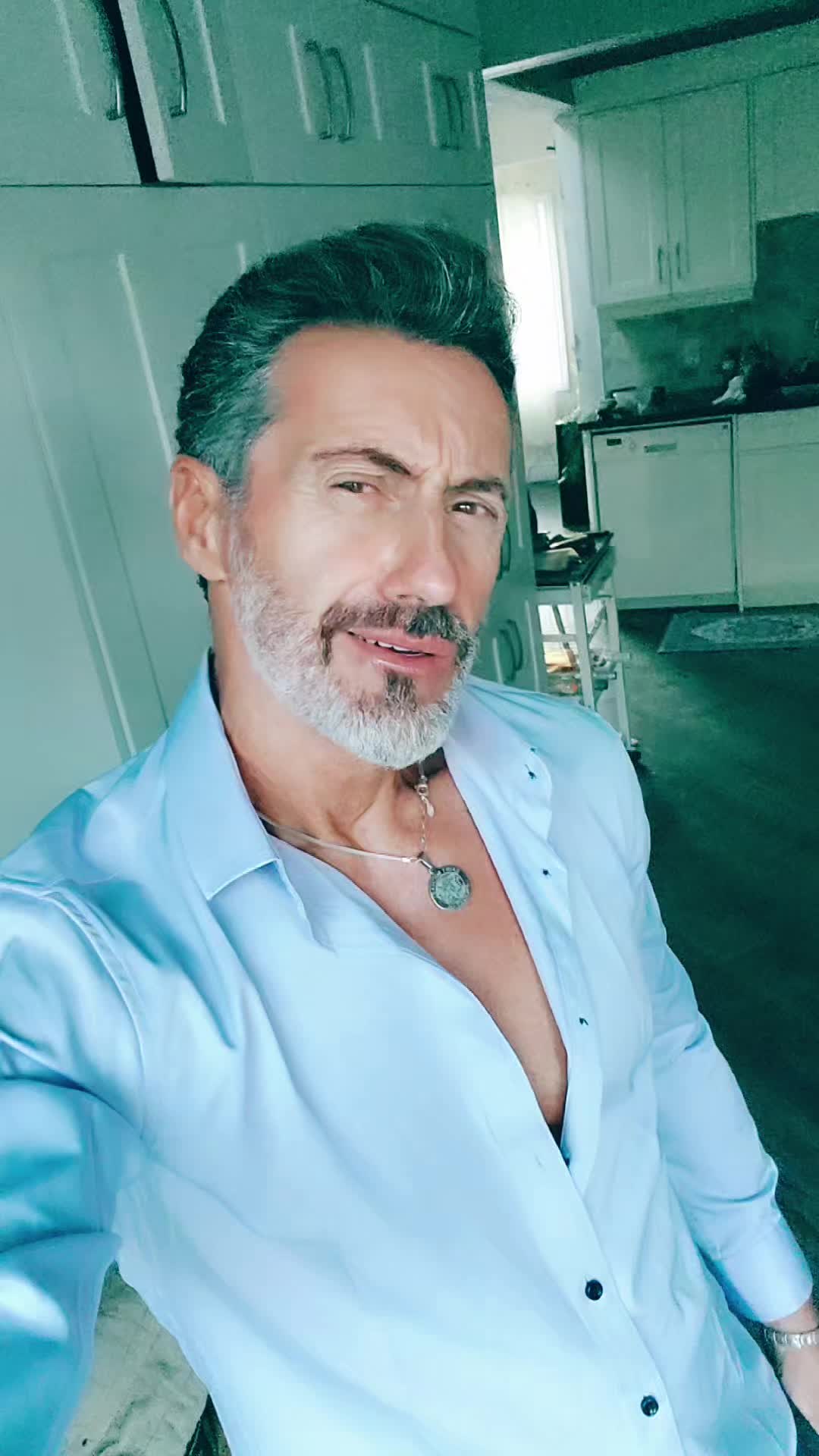 @Antonio/ touch me softly