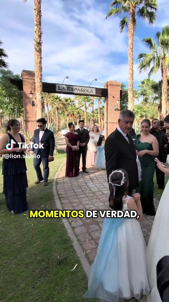 @Monik Jara wedding planner