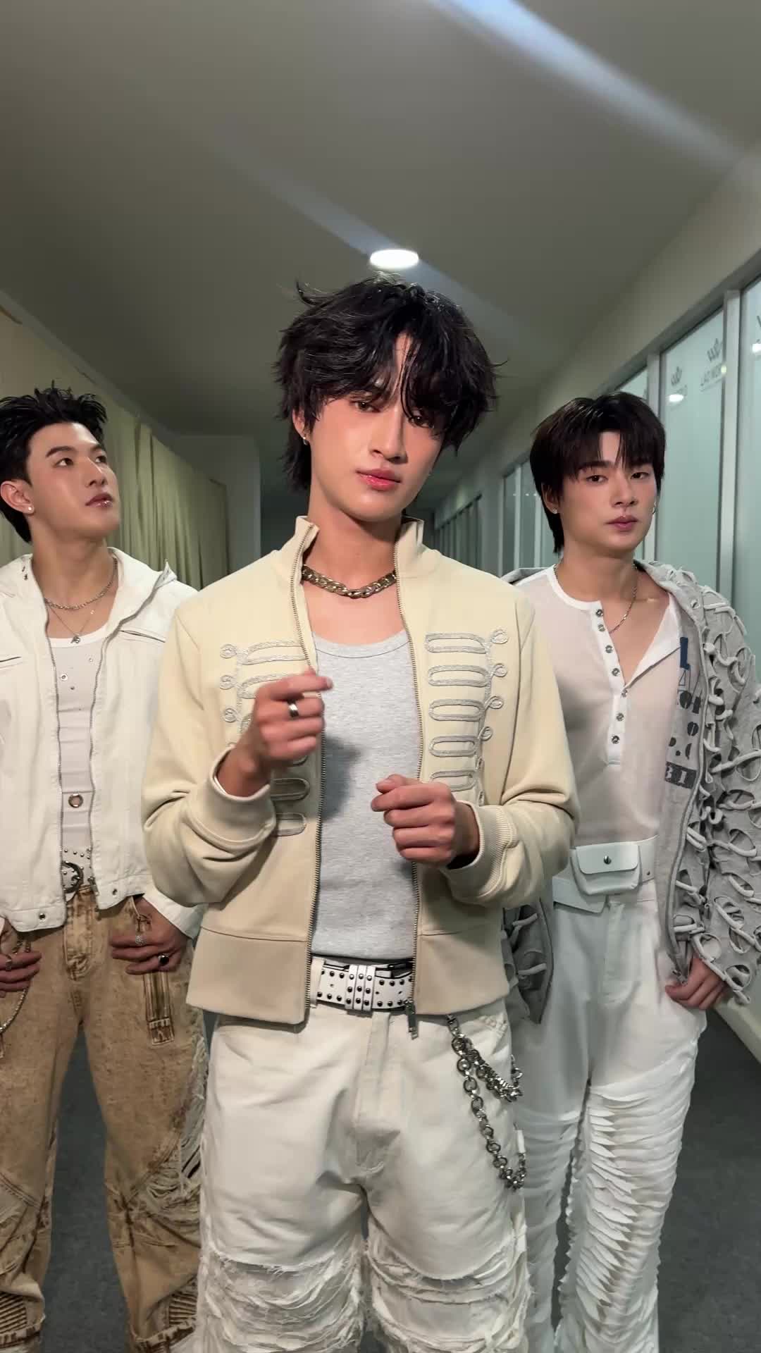 @VVV_theofficial