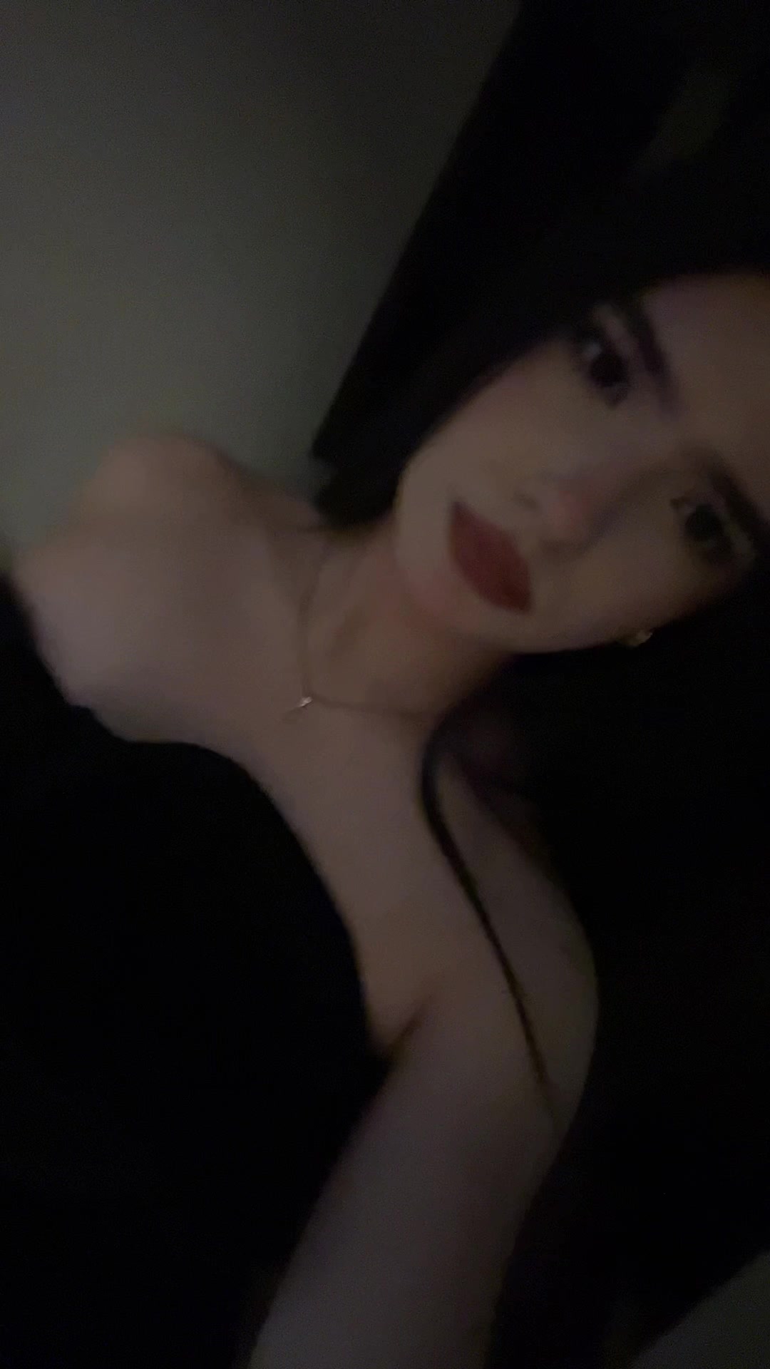 @VR