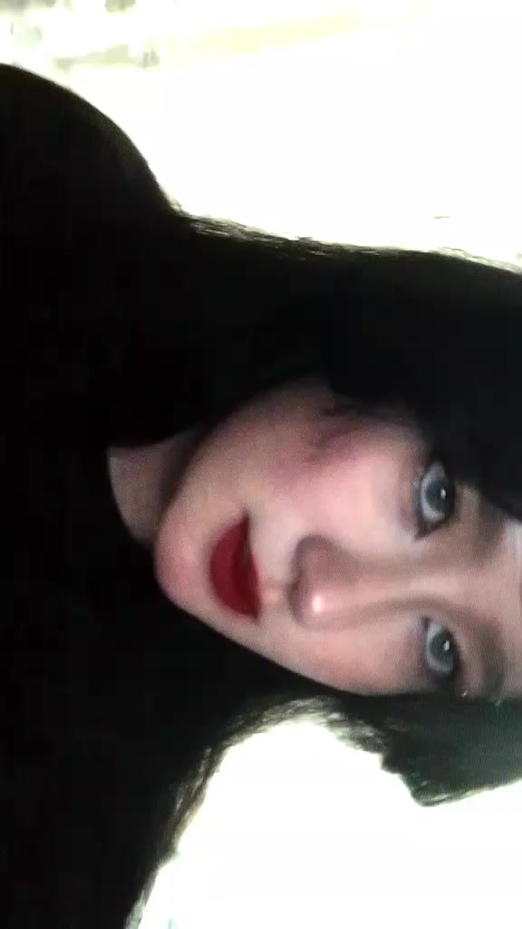 @anisoi