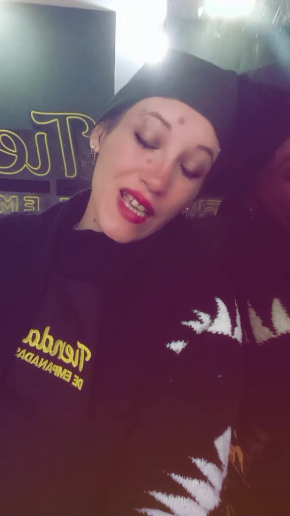 @vanelapochi