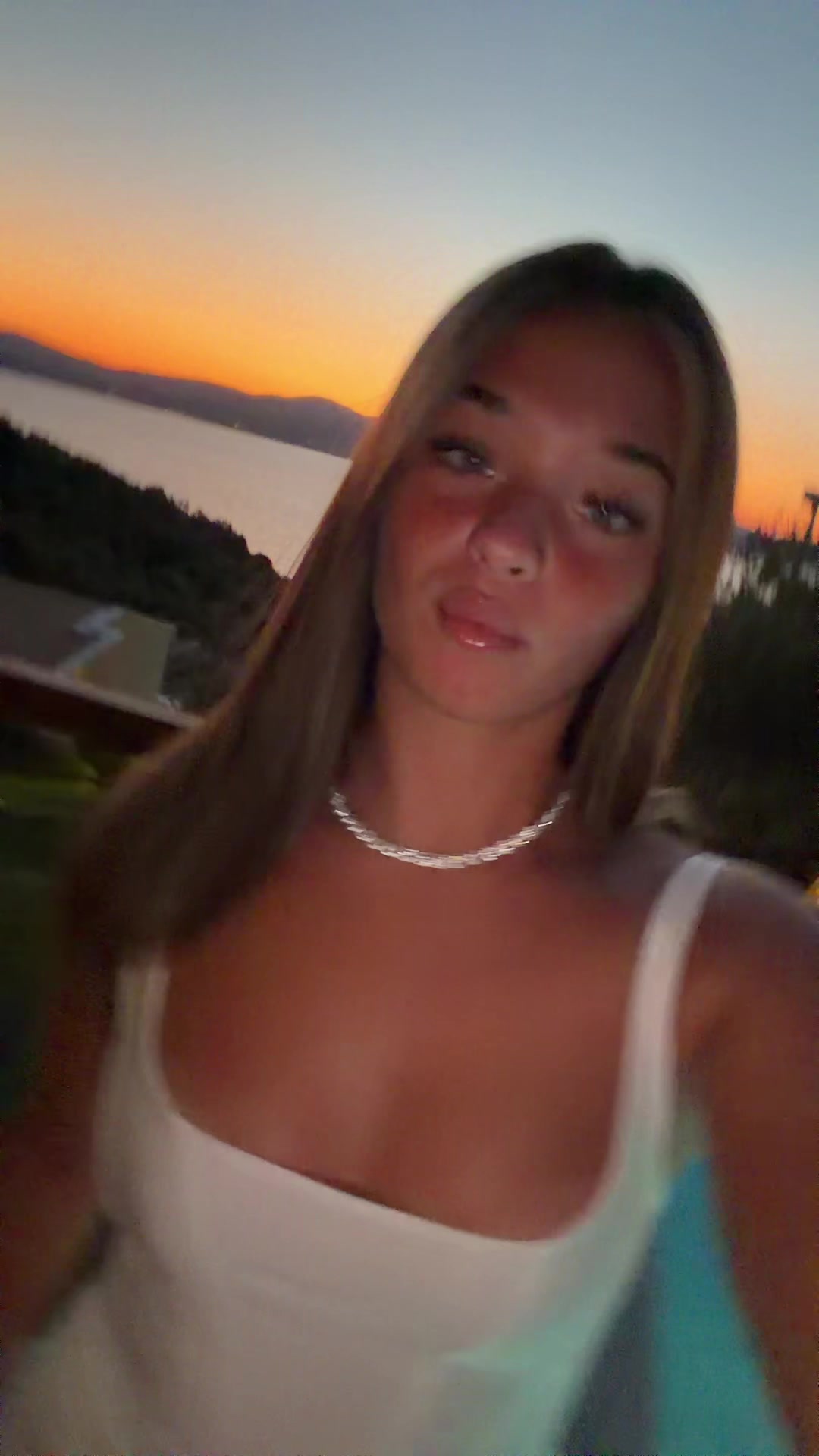 @Mayacastellano____