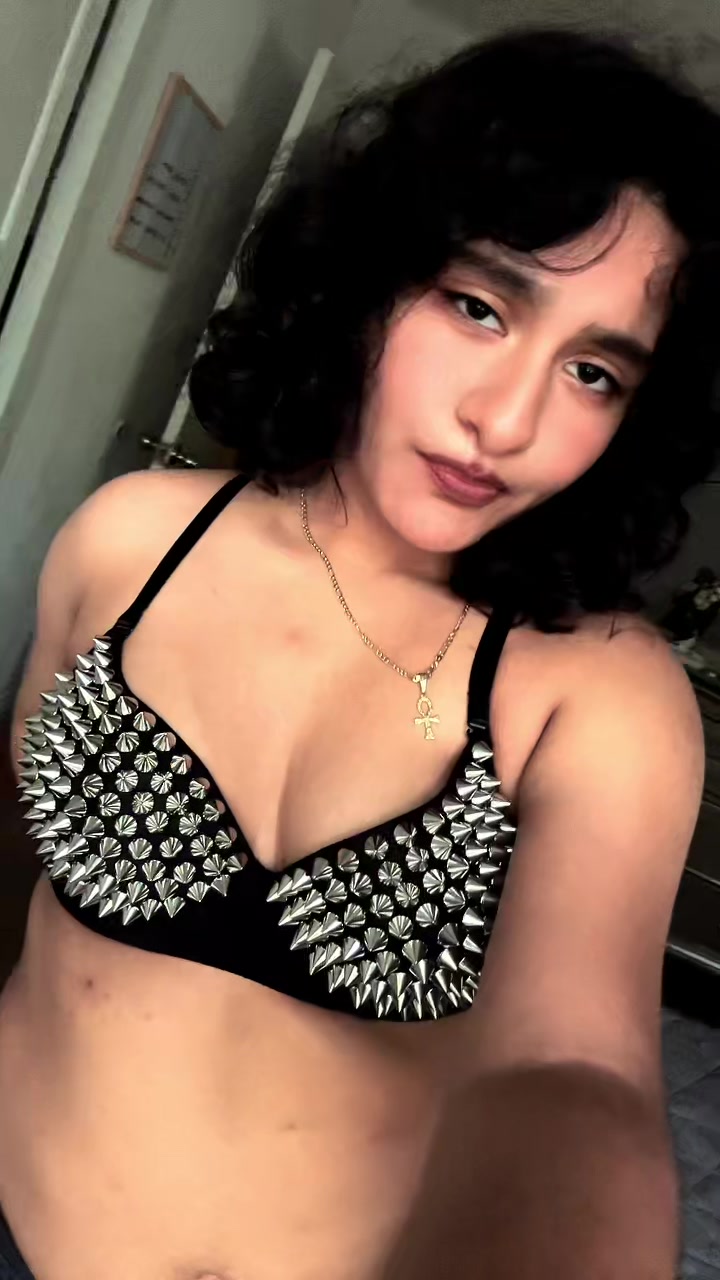 @🧛🏼♀️🧛🏼♀️🧛🏼♀️