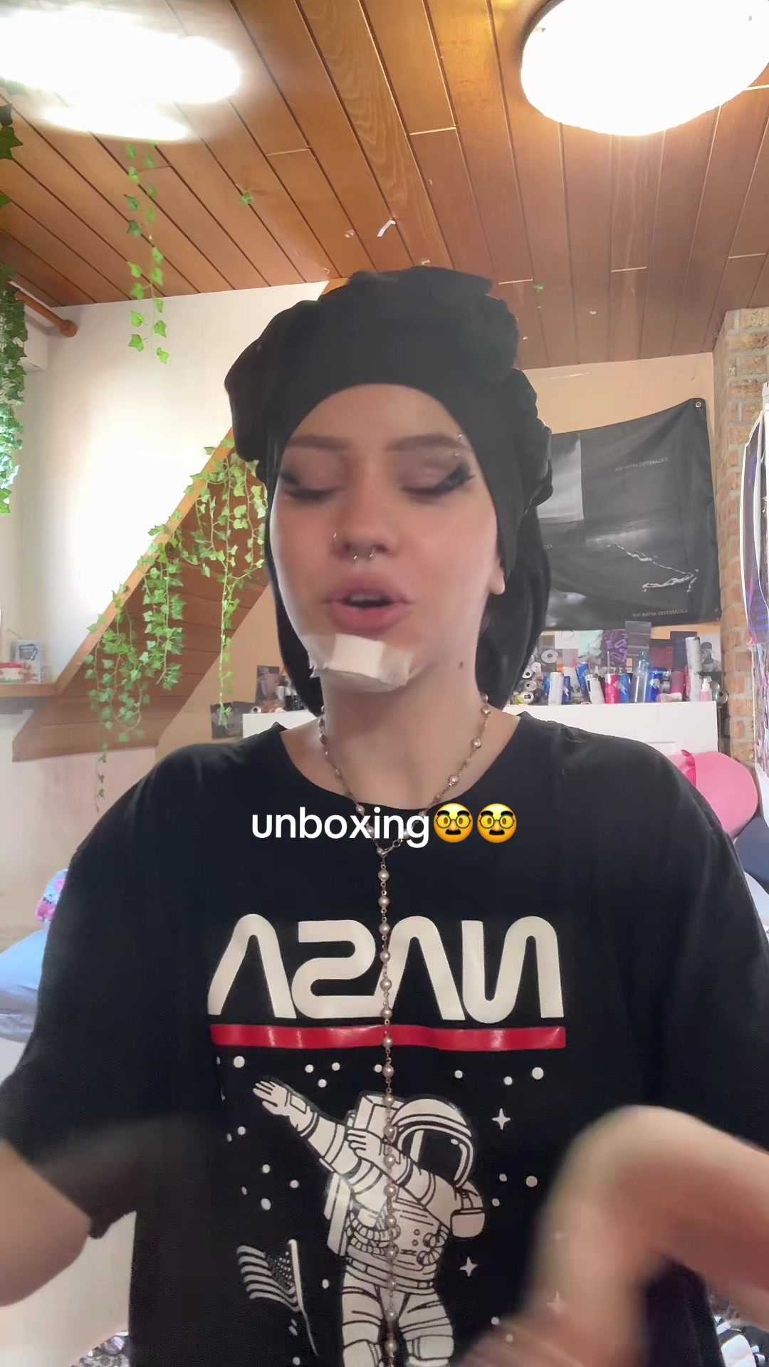 @𑣲𝐿iz