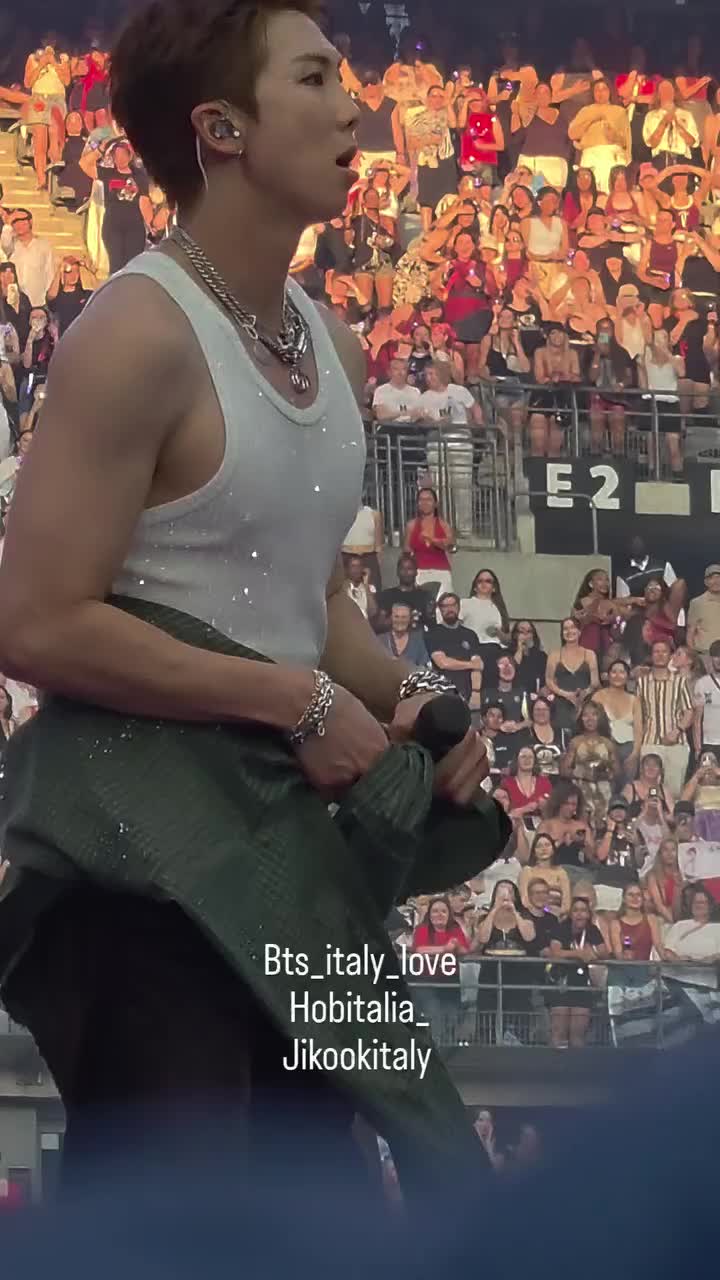 @BTS ITALY LOVE