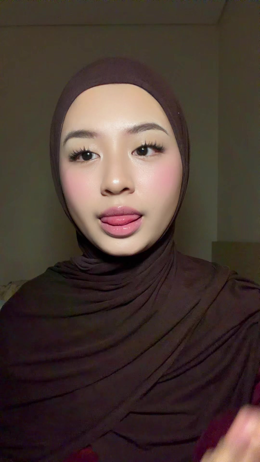 @alishh