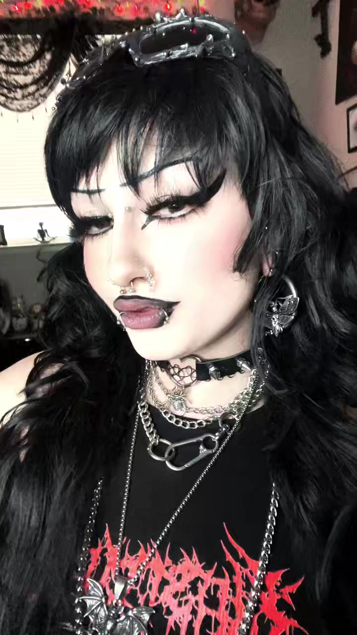 @shaenarothe