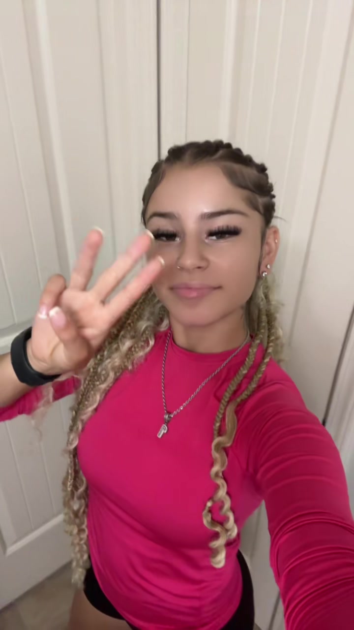 @theonlynayag