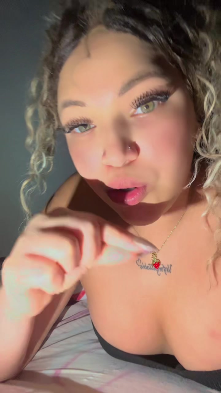 @Ana Diaz🍓💋