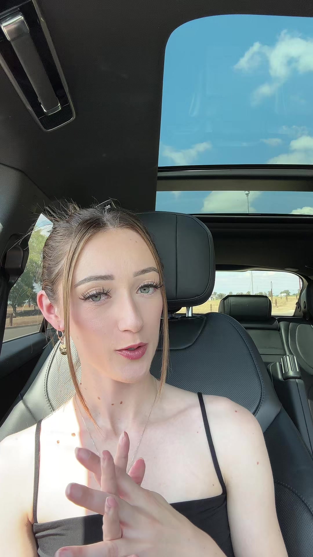 @scarlettcoded