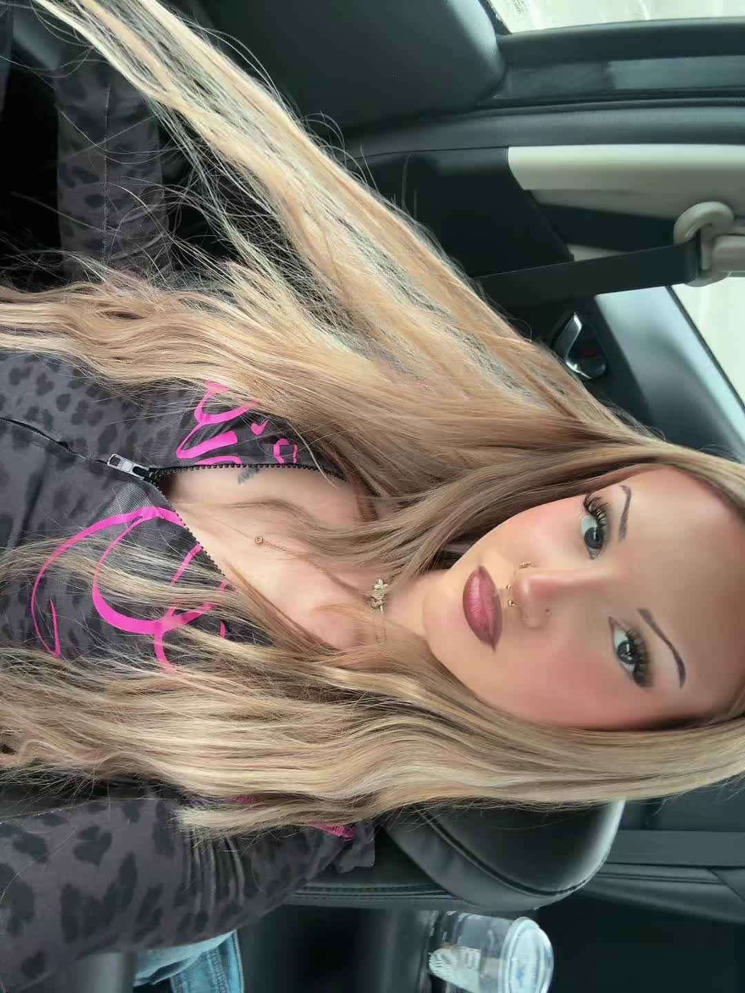 @lex ✧˚ &middot; .