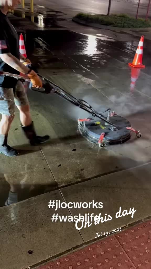 @Jlocworks