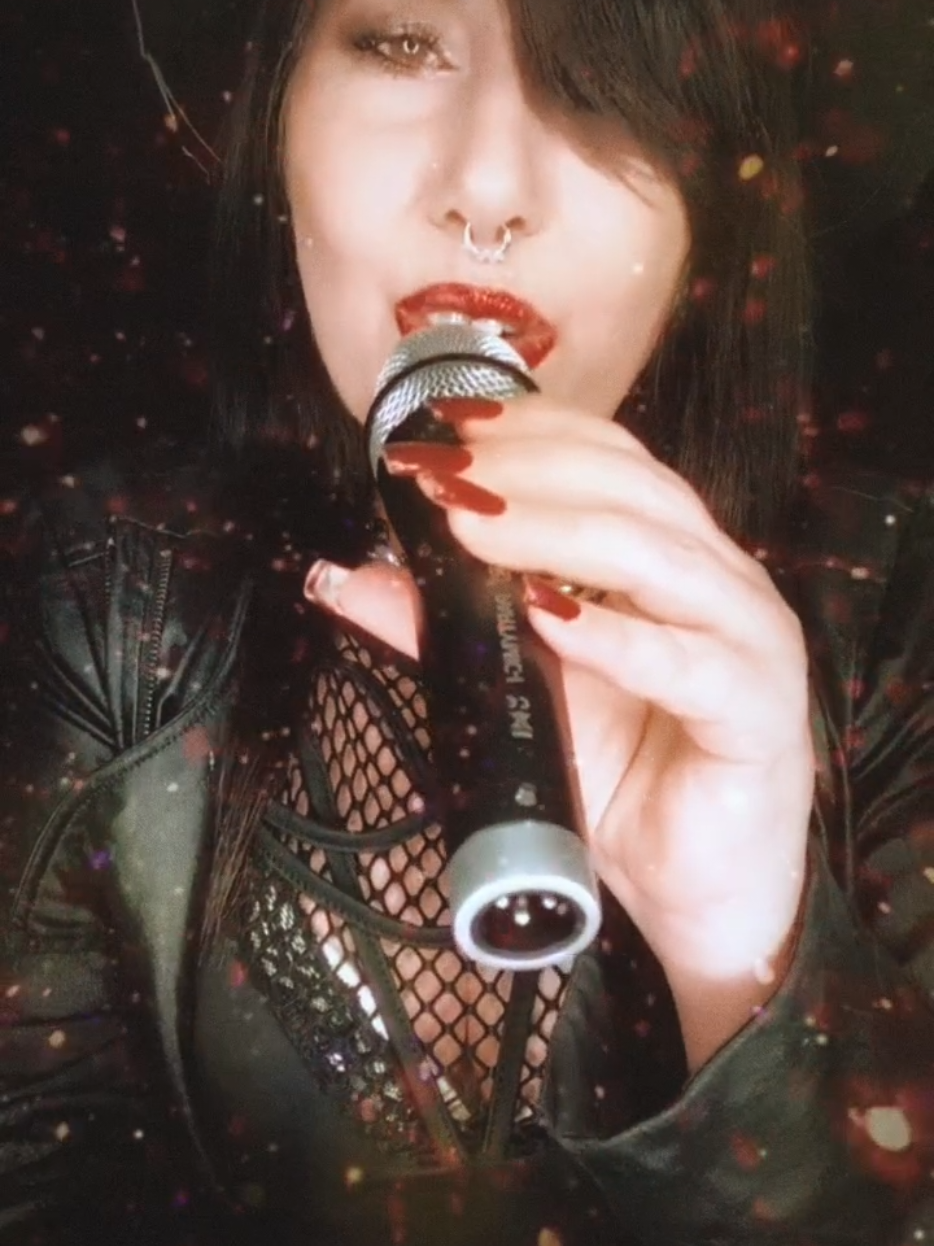 @🖤🎼Kikki🎼🖤