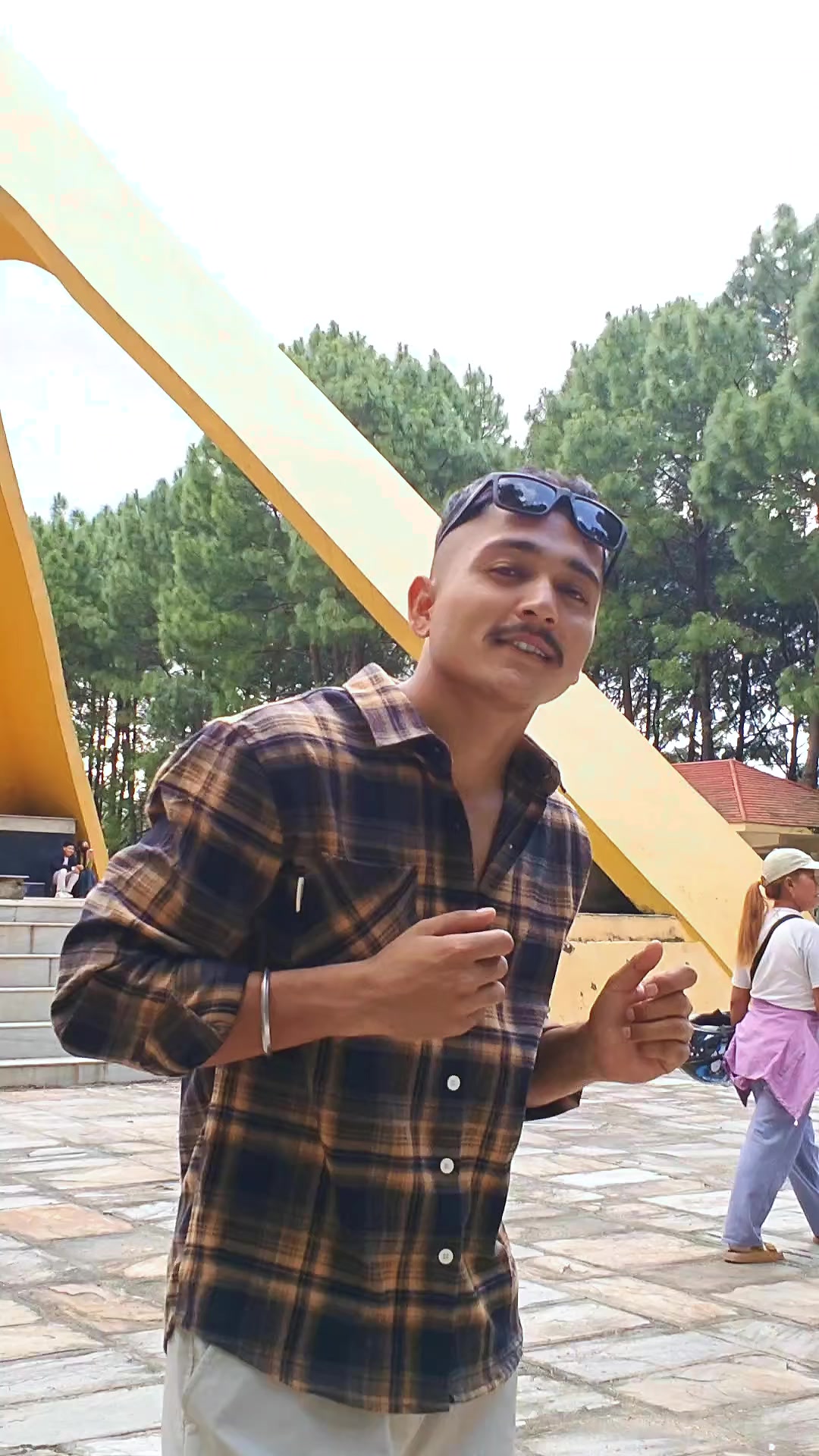 @B2🇳🇵