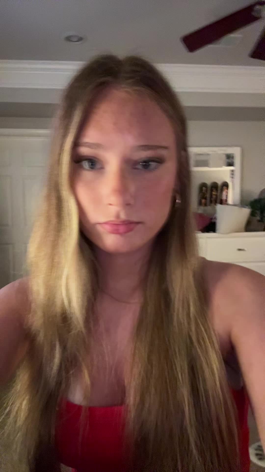 @chloe