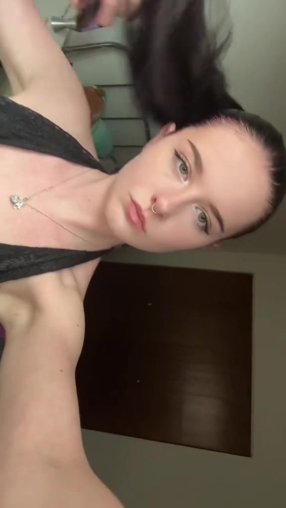 @Violet