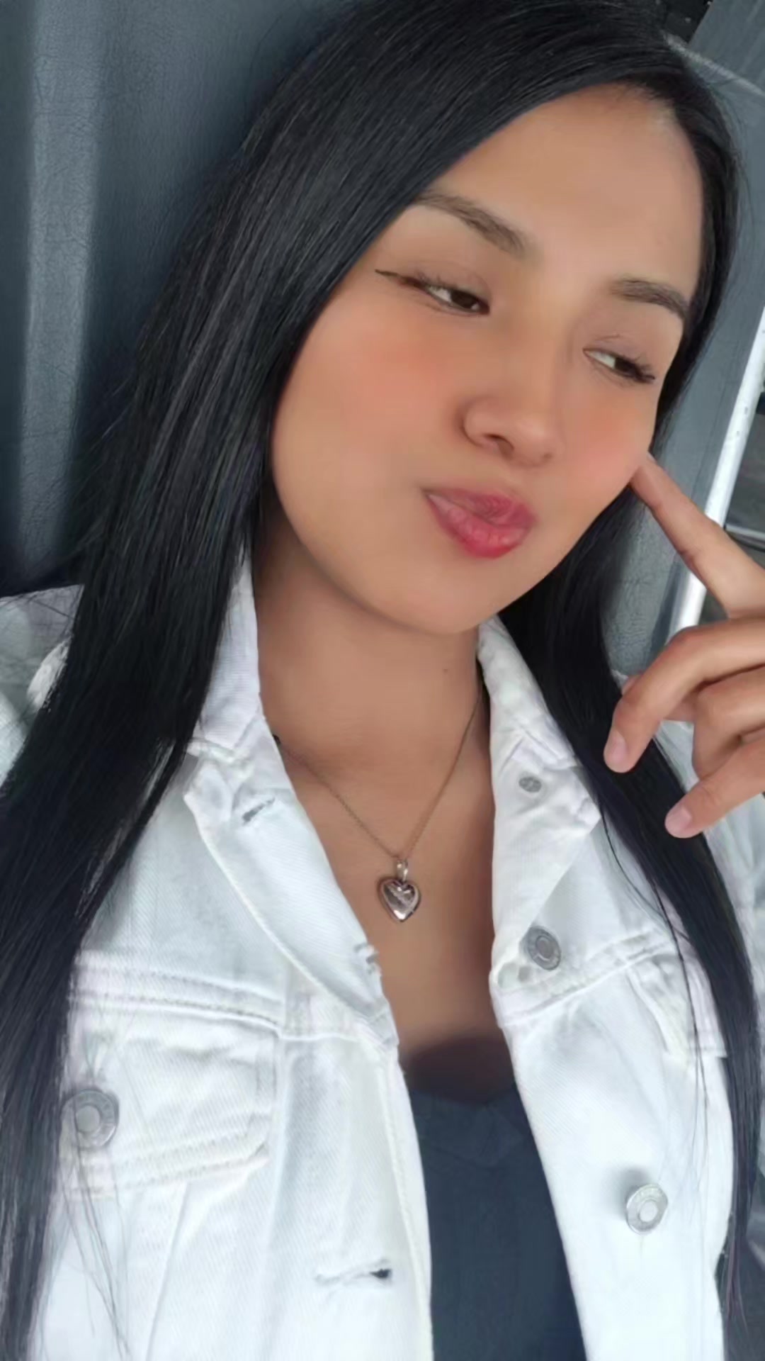 @Shey🤎S.