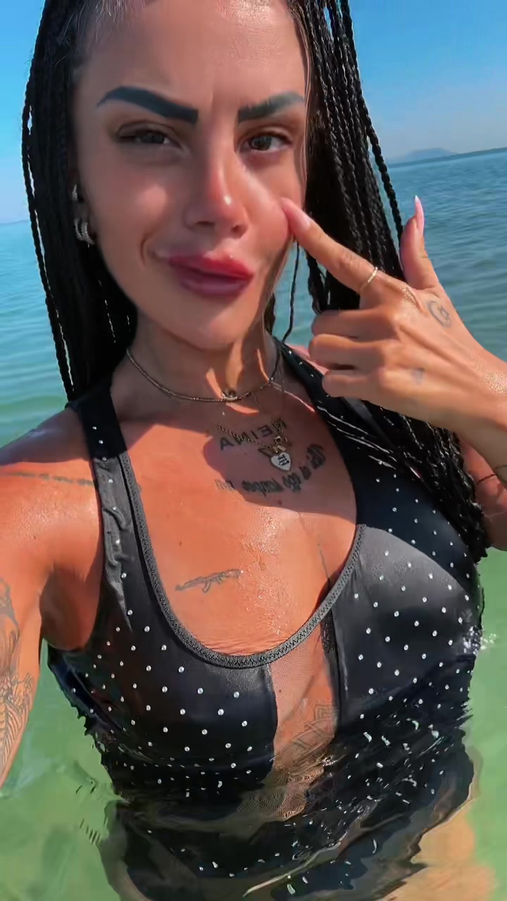 @REINA 7
