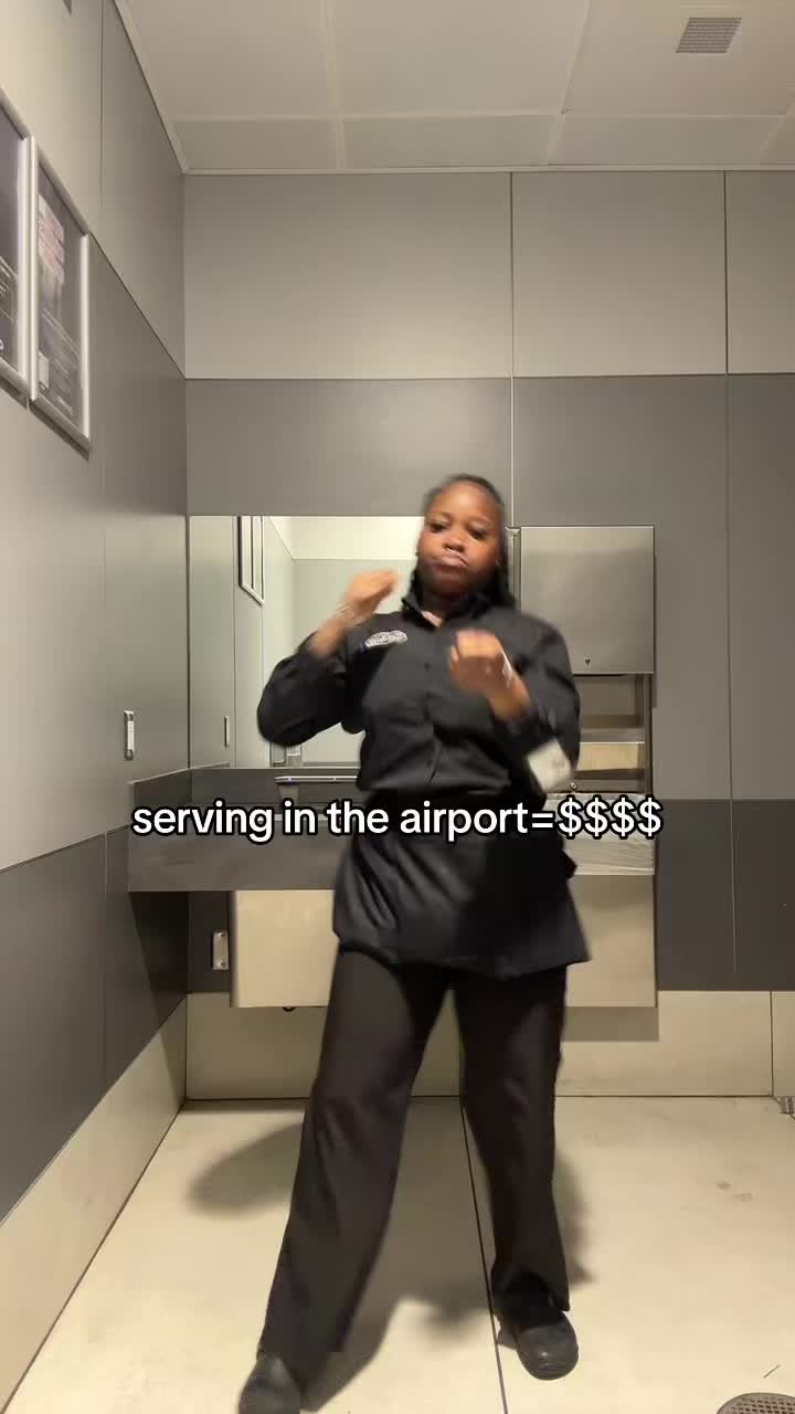@C&rsquo;nya🖤.