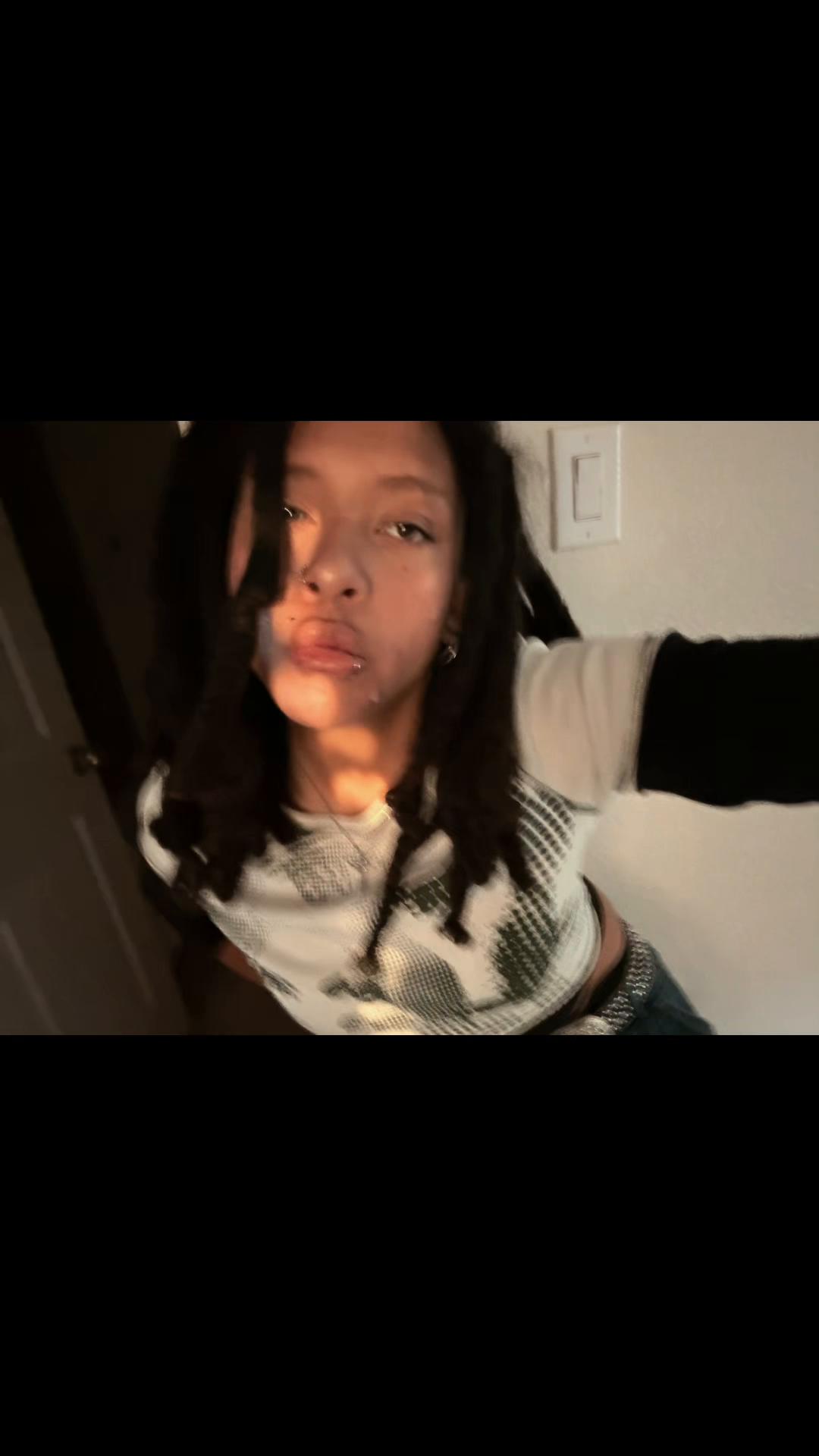 @levilevilevi