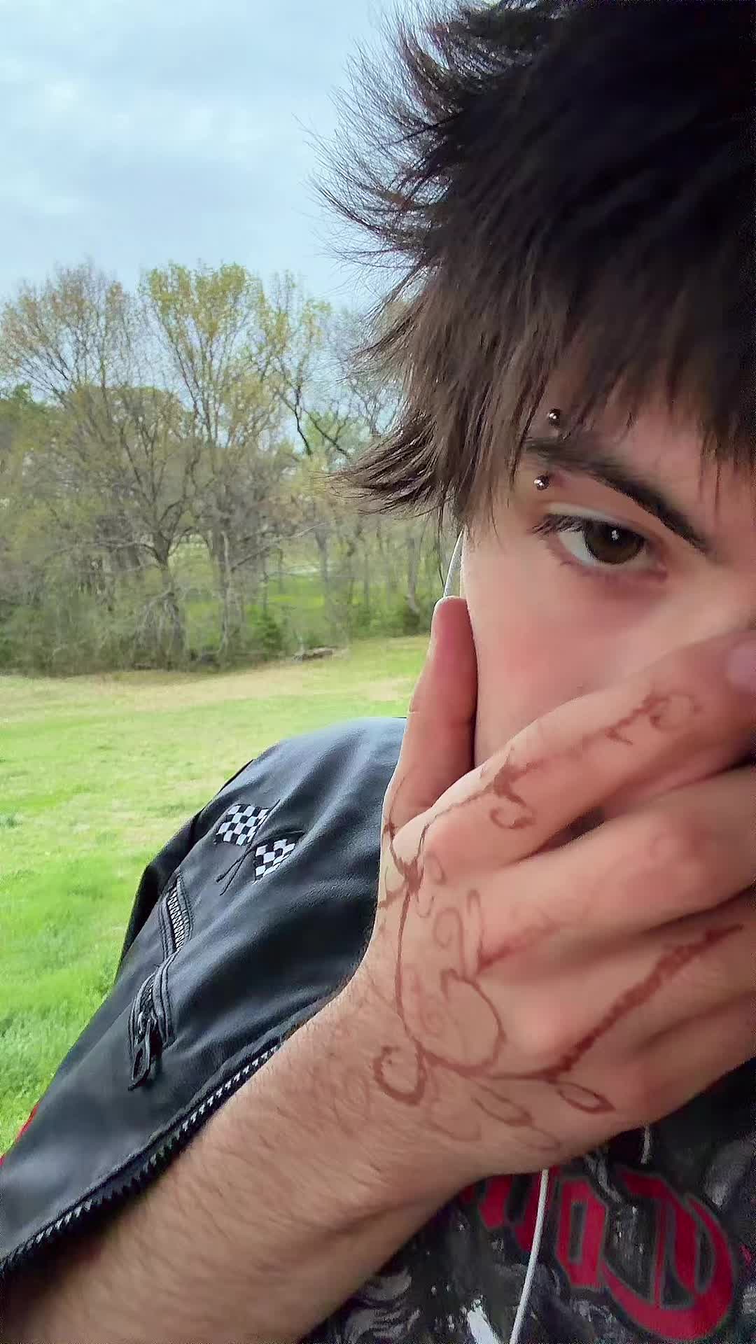 @SOS