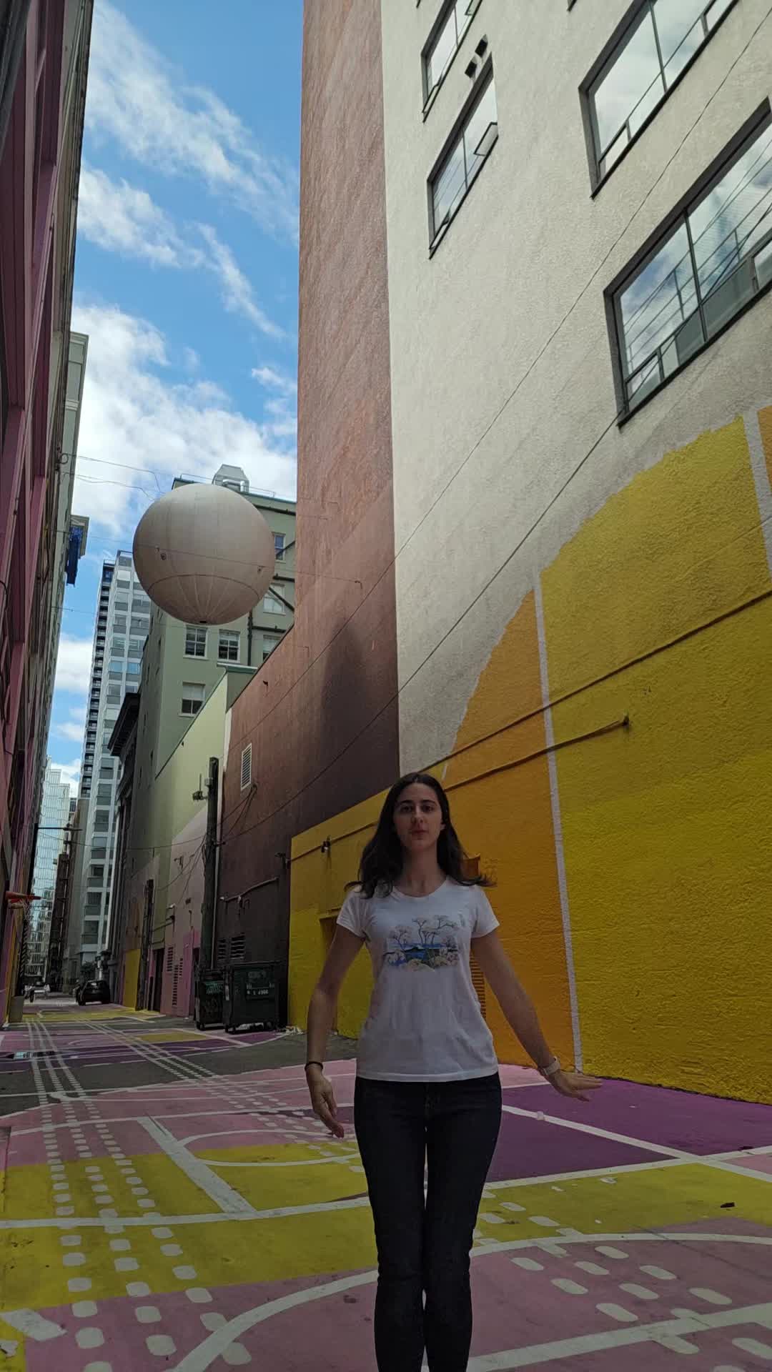@Lo&iuml;sa.part.au.canada
