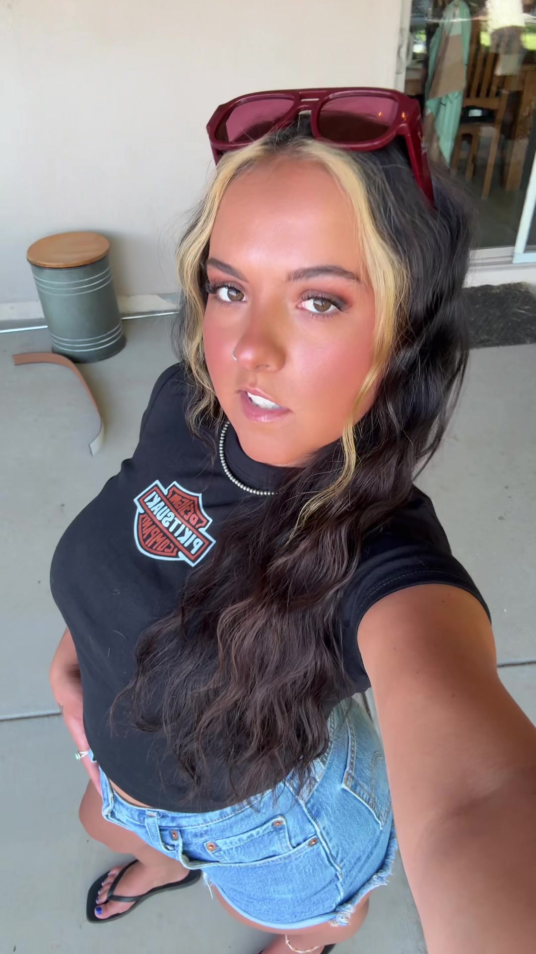 @pikivids_