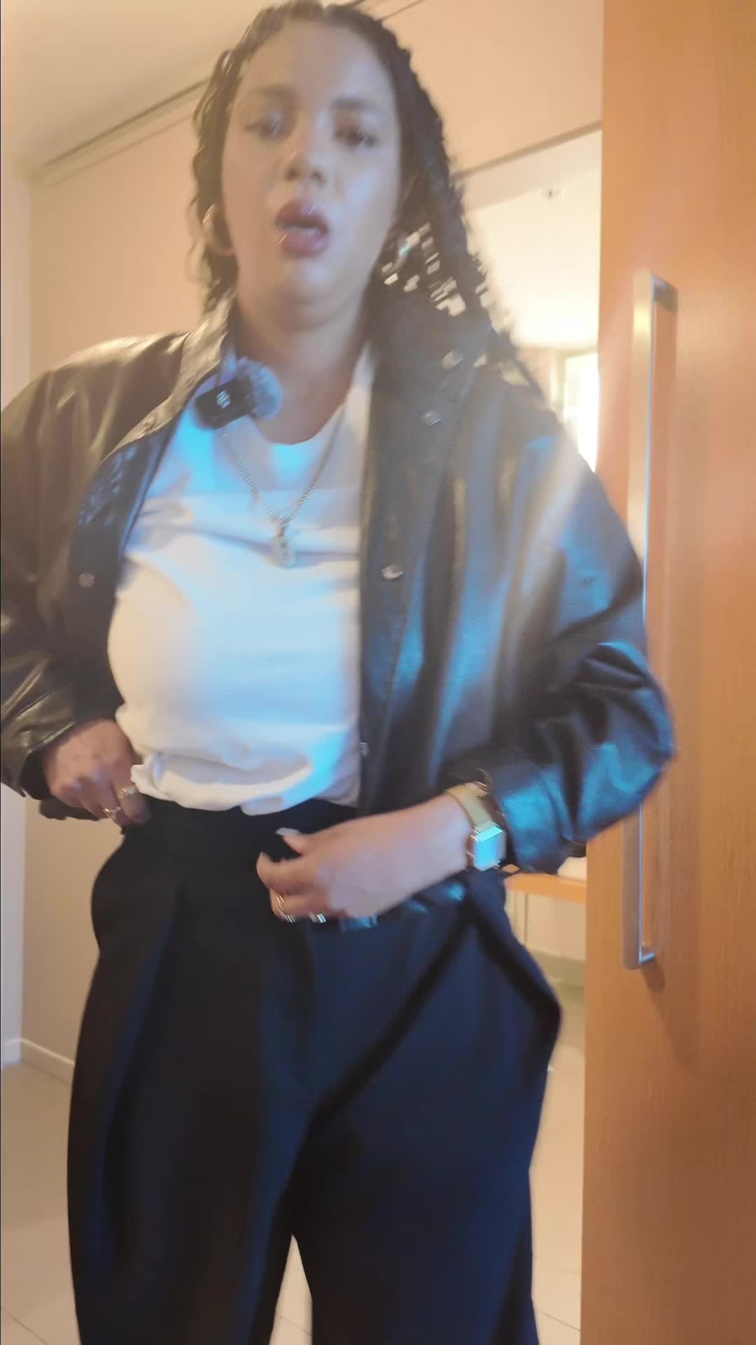 @twinnemom1