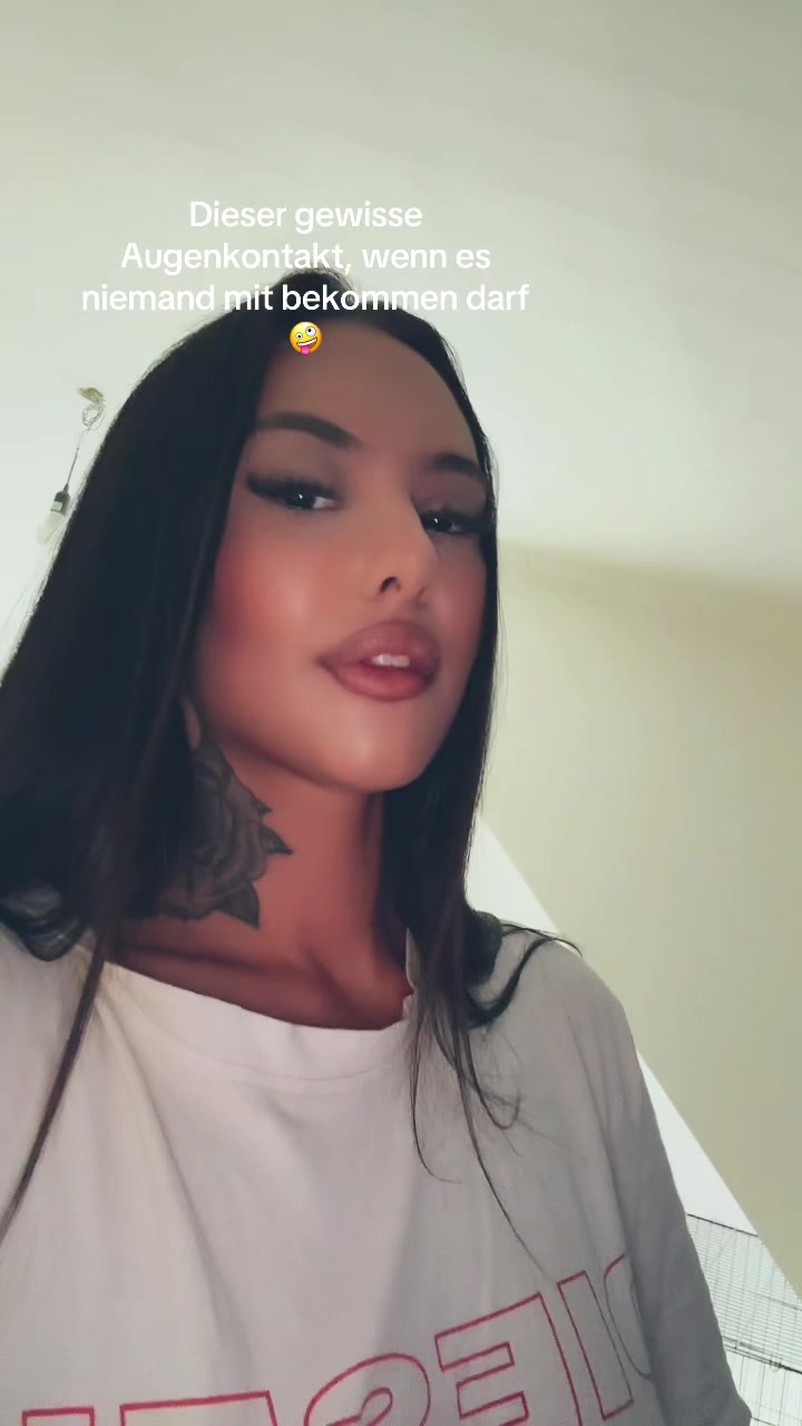 @𝐌𝐄𝐋𝐎𝐃𝐘
