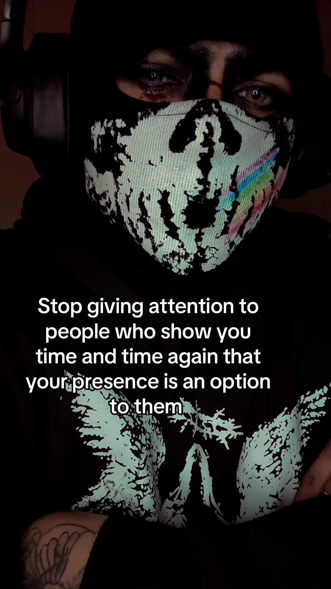@𝓔𝓵𝓲𝓸𝓼
