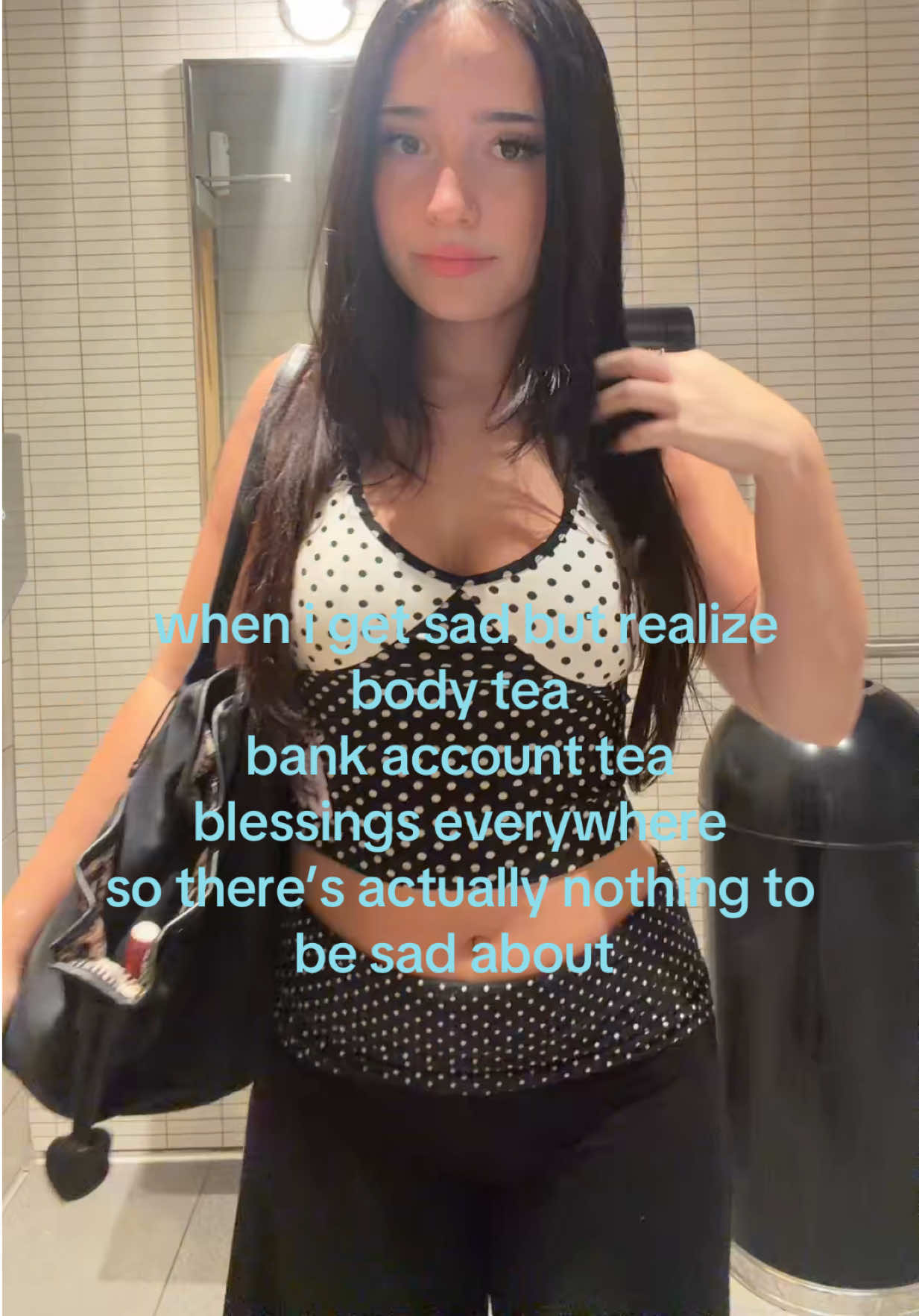 @nicole