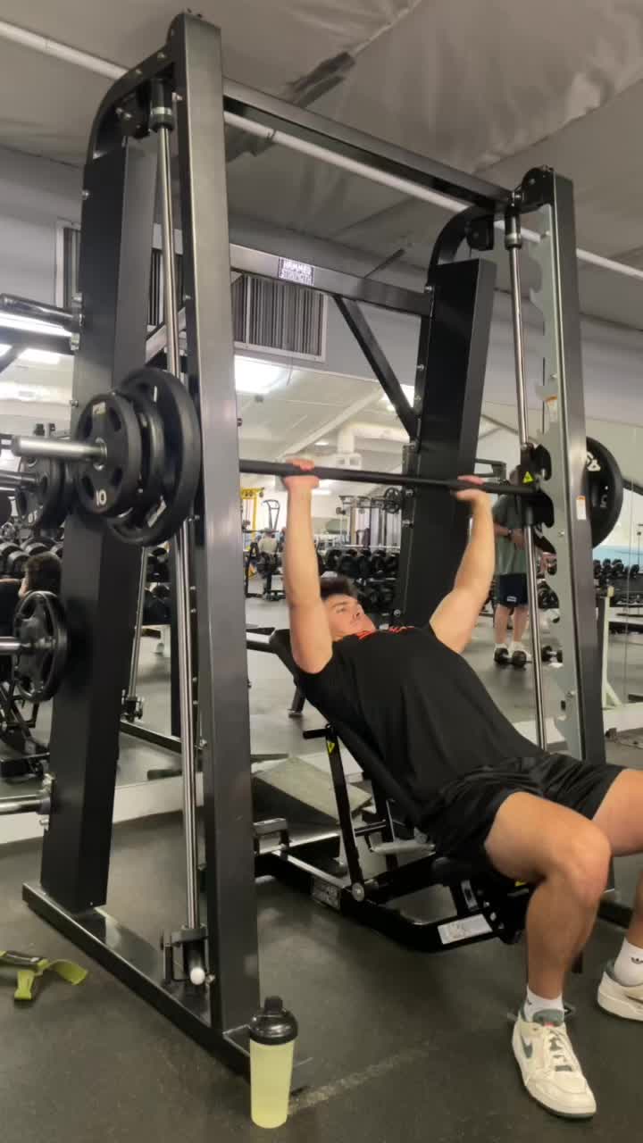 @greg_lifts