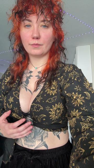 @lainabearknee