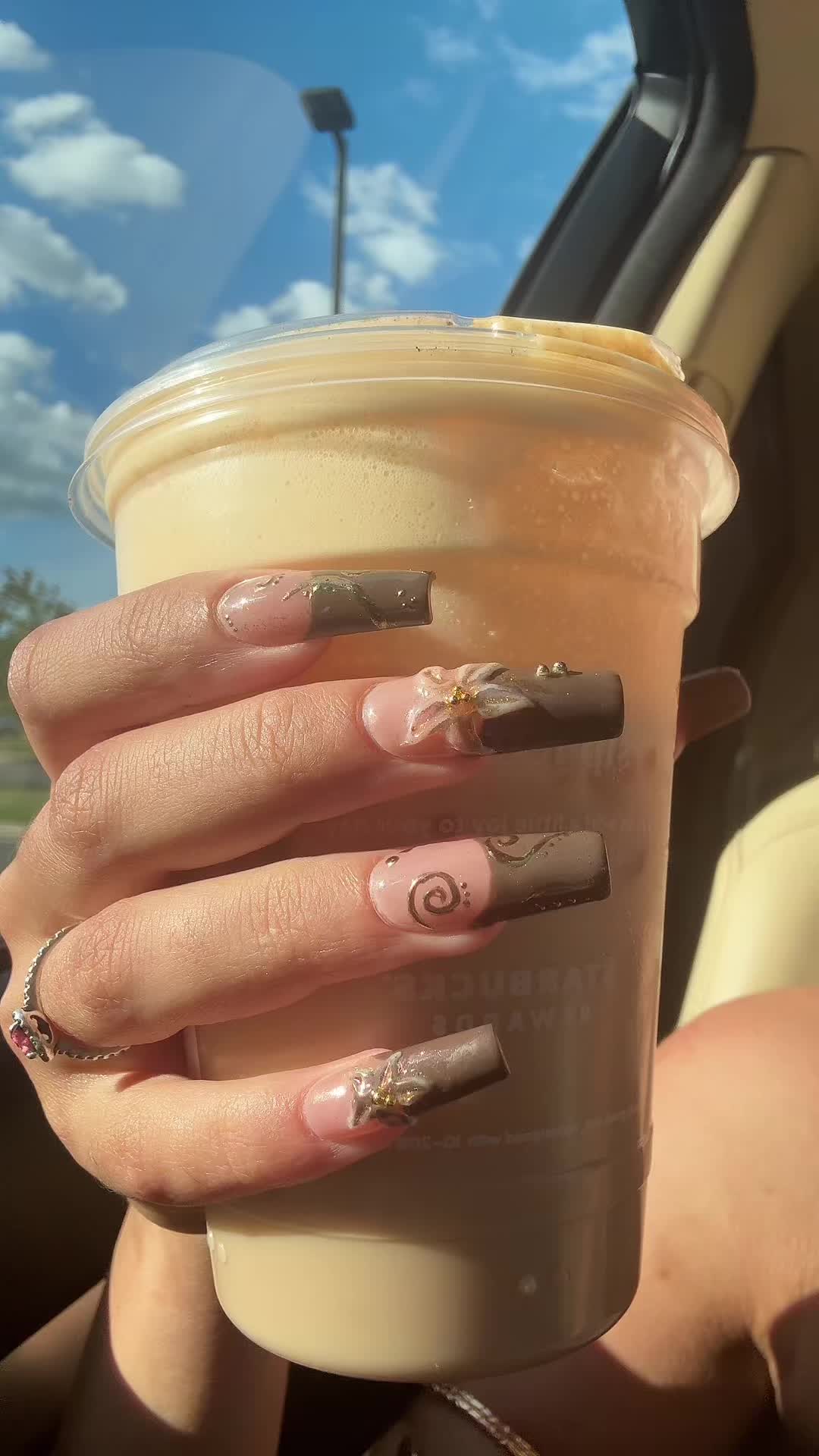 @setsbysoph.xo