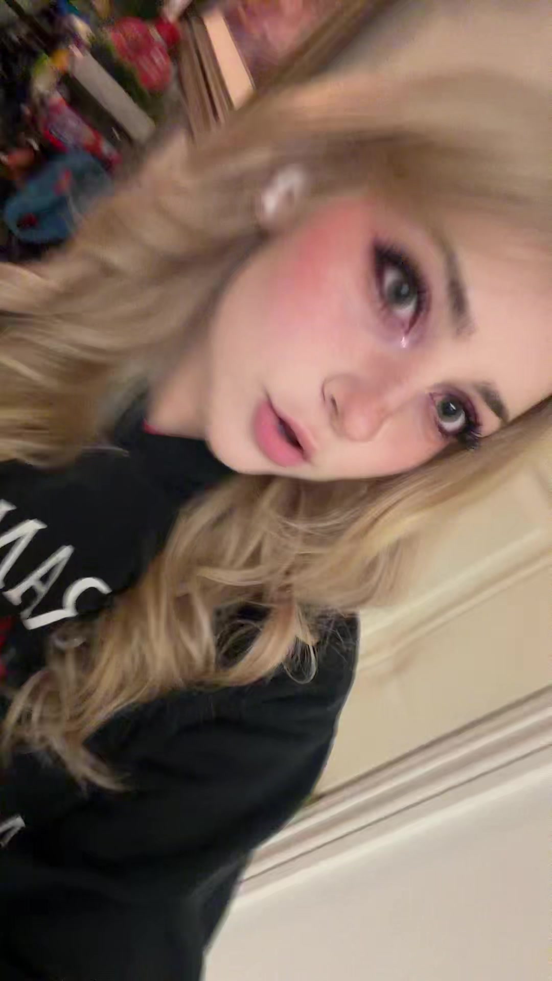 @caroline :3