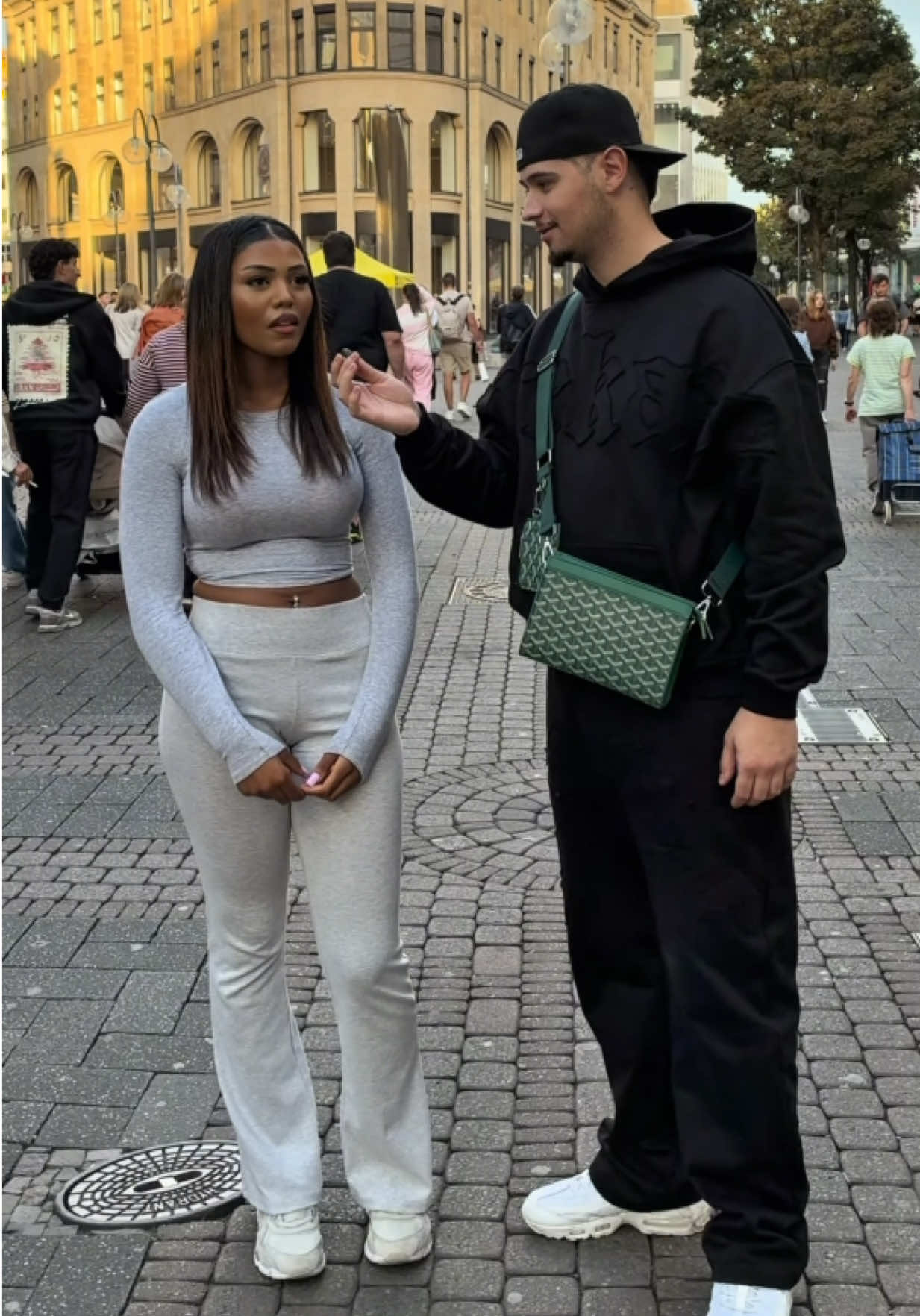 @Leo🇦🇱