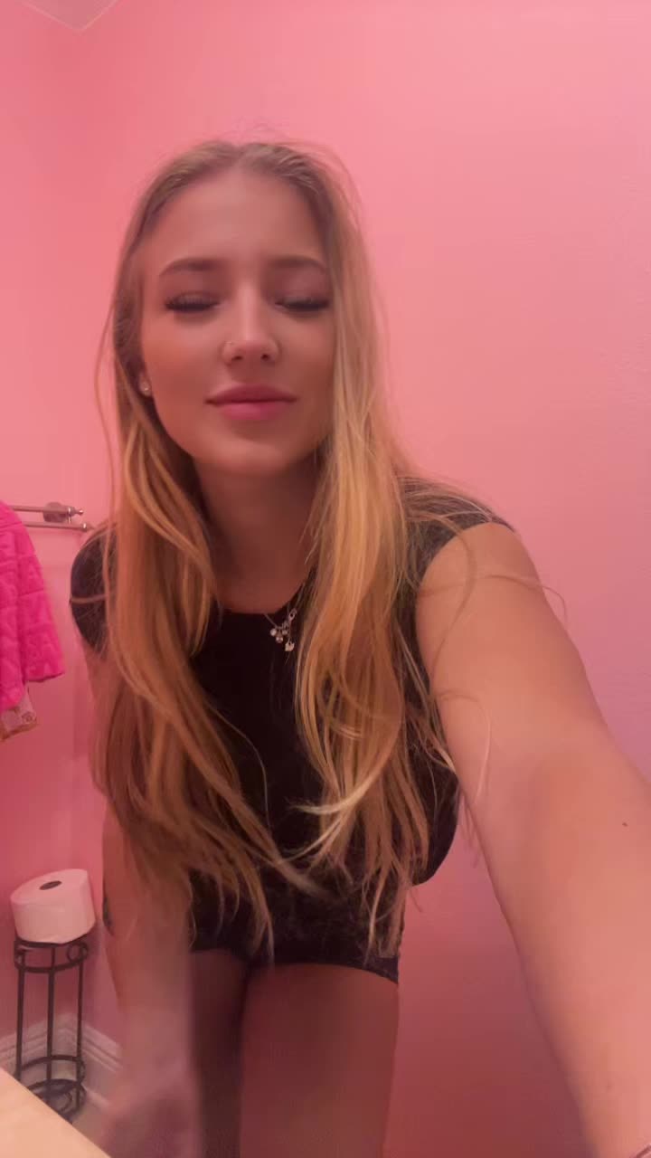 @kirsten houston