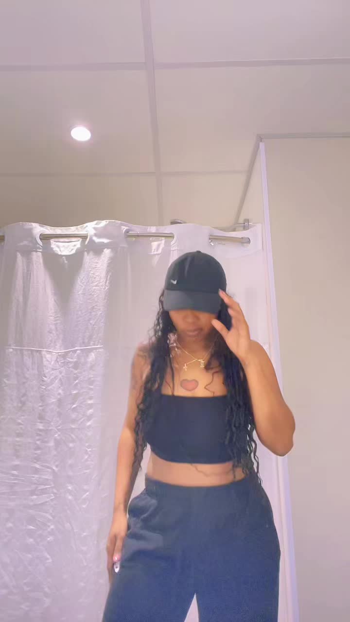 @𝐂.𝐆𝐨𝐫𝐠𝐞𝐨𝐮𝐬𝐬𝐬𝐬𝐬𝐬