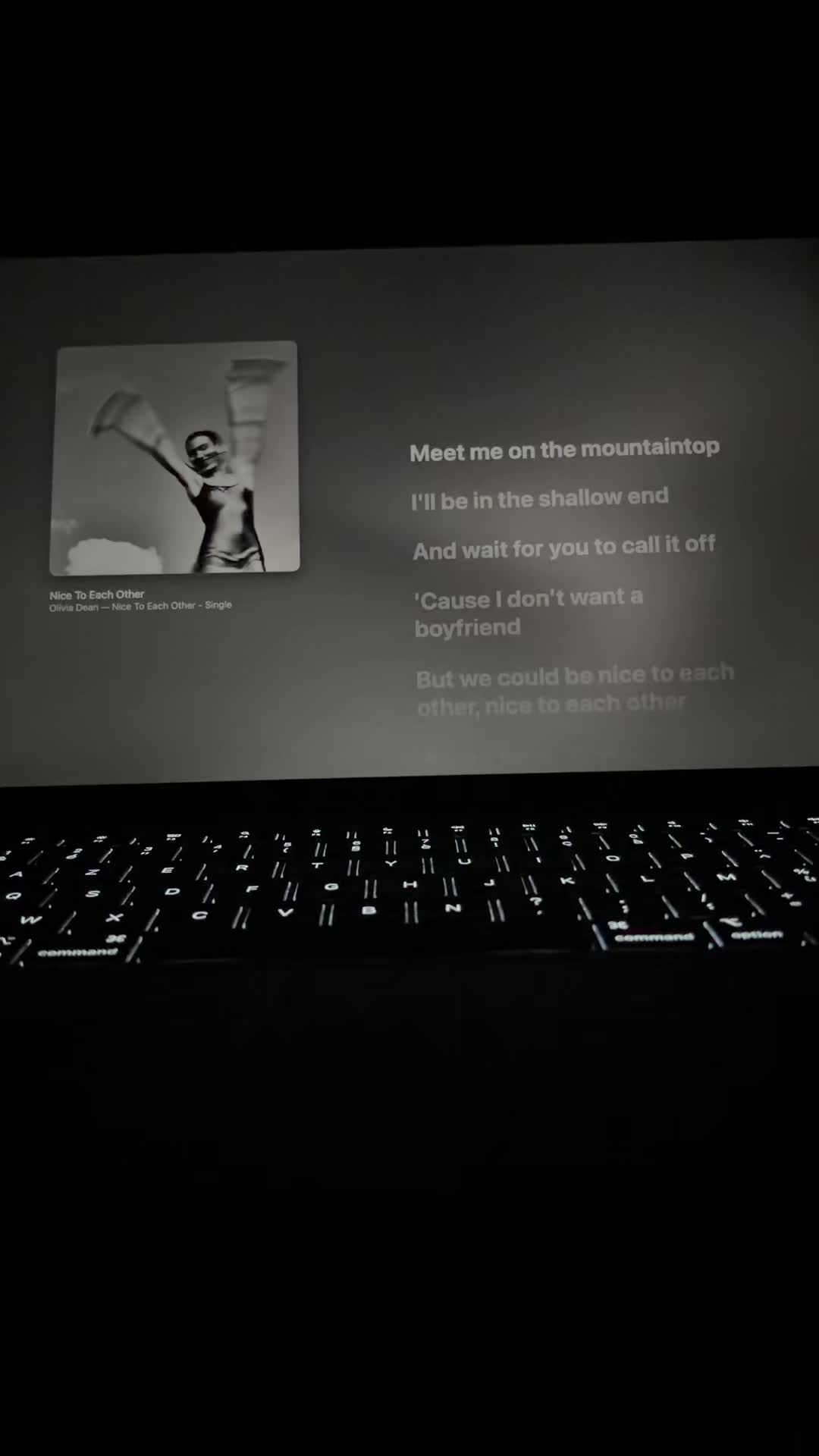 @apple.musiqueee