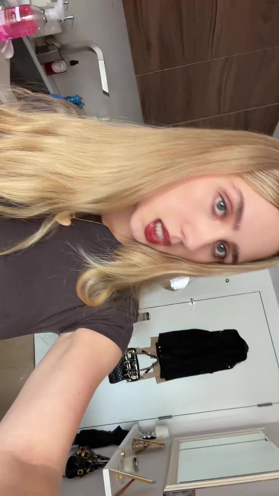 @📧